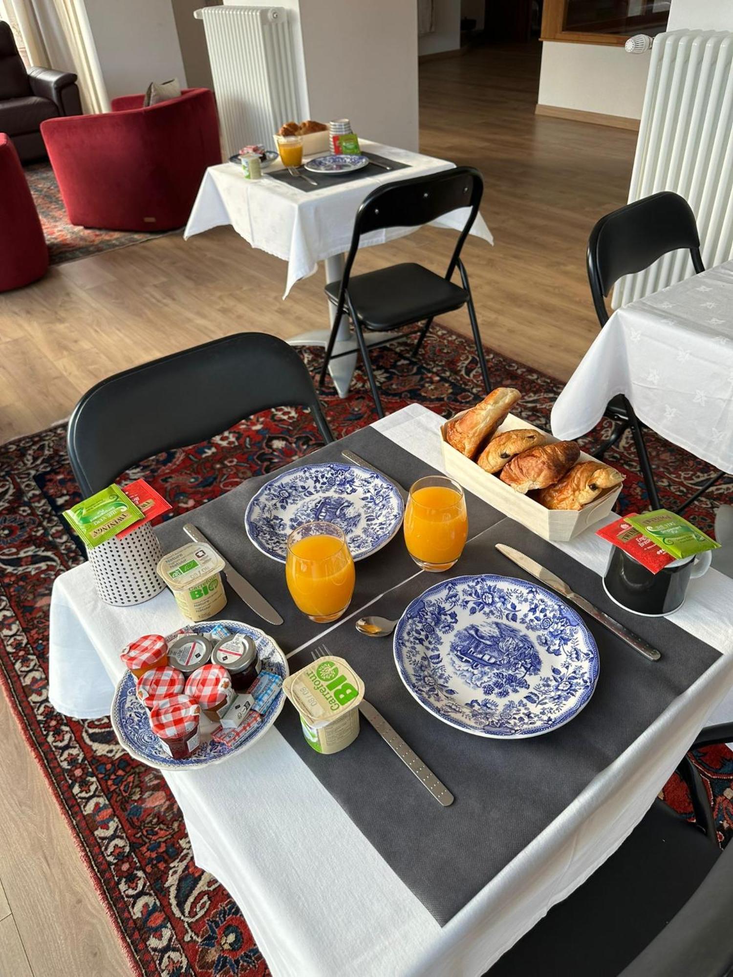 Fantastic Petit Beauval Hotel Saint-Sulpice-et-Cameyrac Екстериор снимка