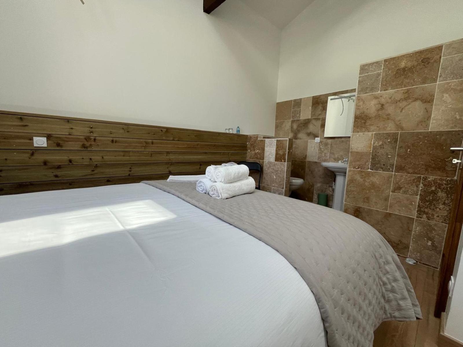 Fantastic Petit Beauval Hotel Saint-Sulpice-et-Cameyrac Екстериор снимка