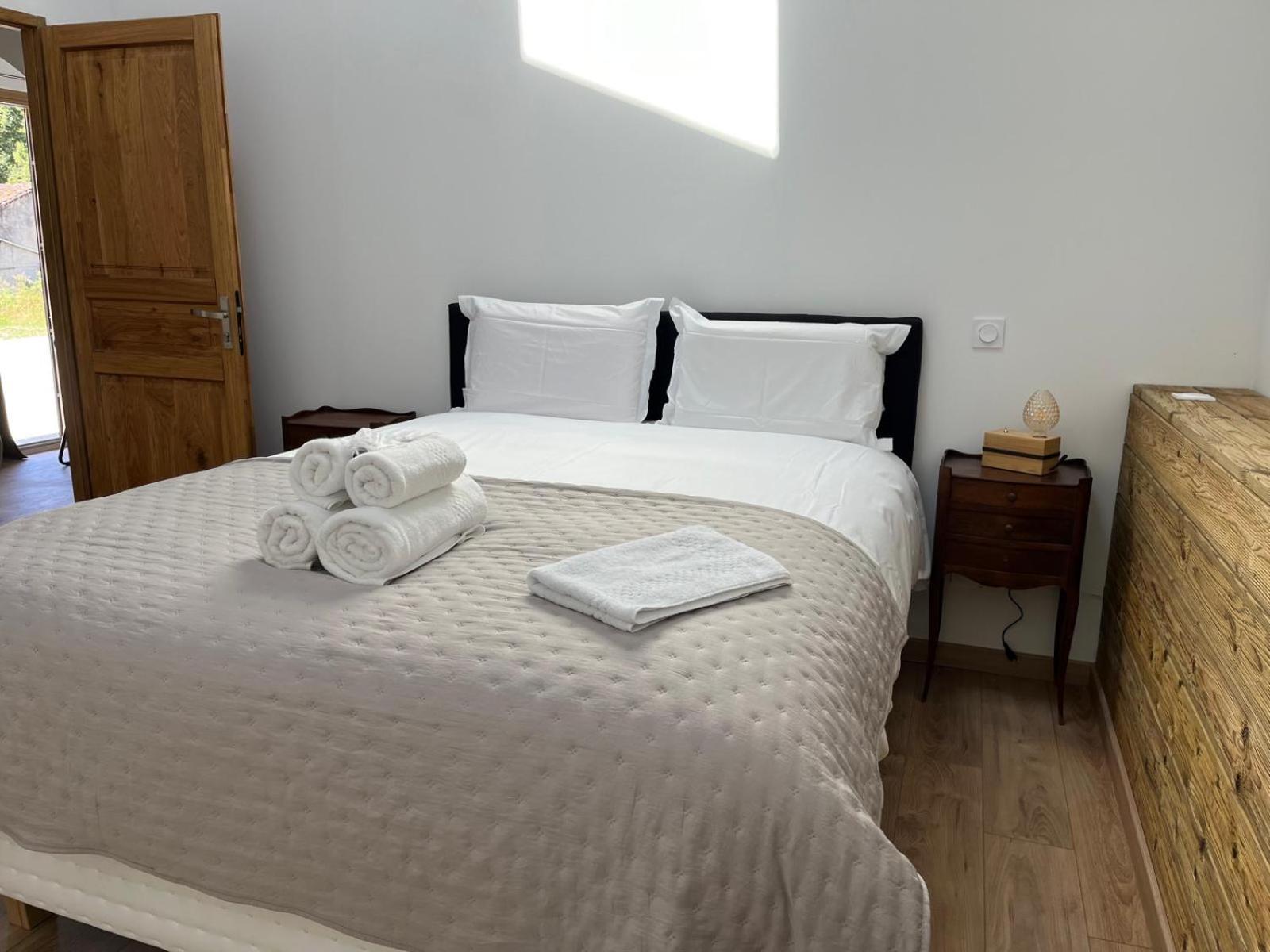Fantastic Petit Beauval Hotel Saint-Sulpice-et-Cameyrac Екстериор снимка