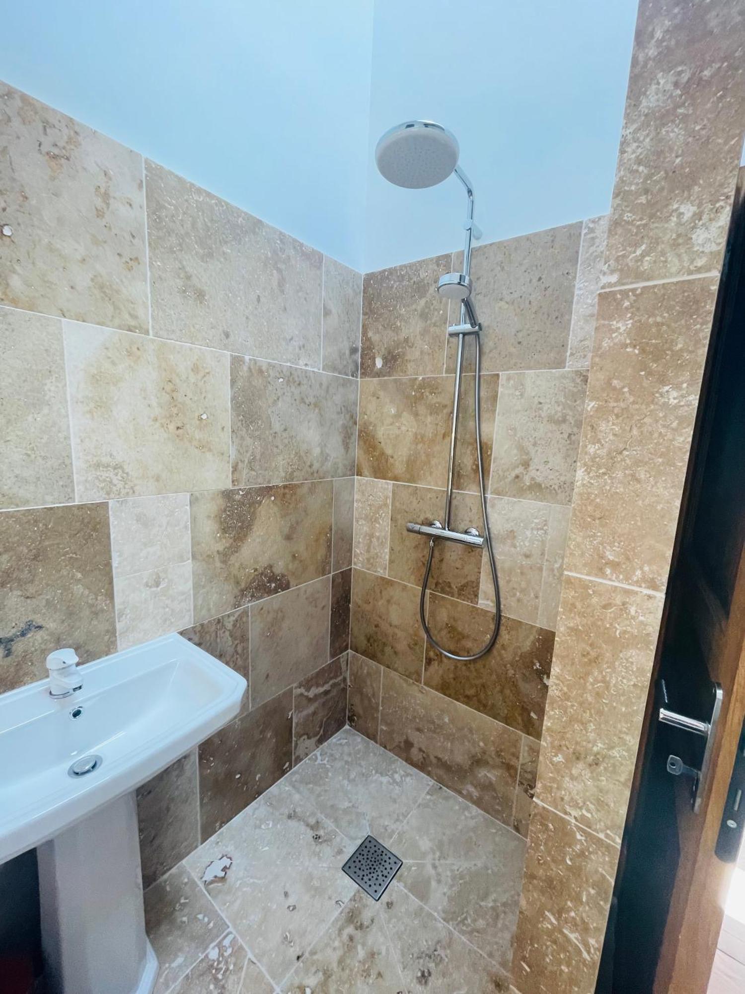 Fantastic Petit Beauval Hotel Saint-Sulpice-et-Cameyrac Екстериор снимка